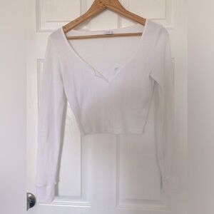 Aritzia TNA long sleeve shirt